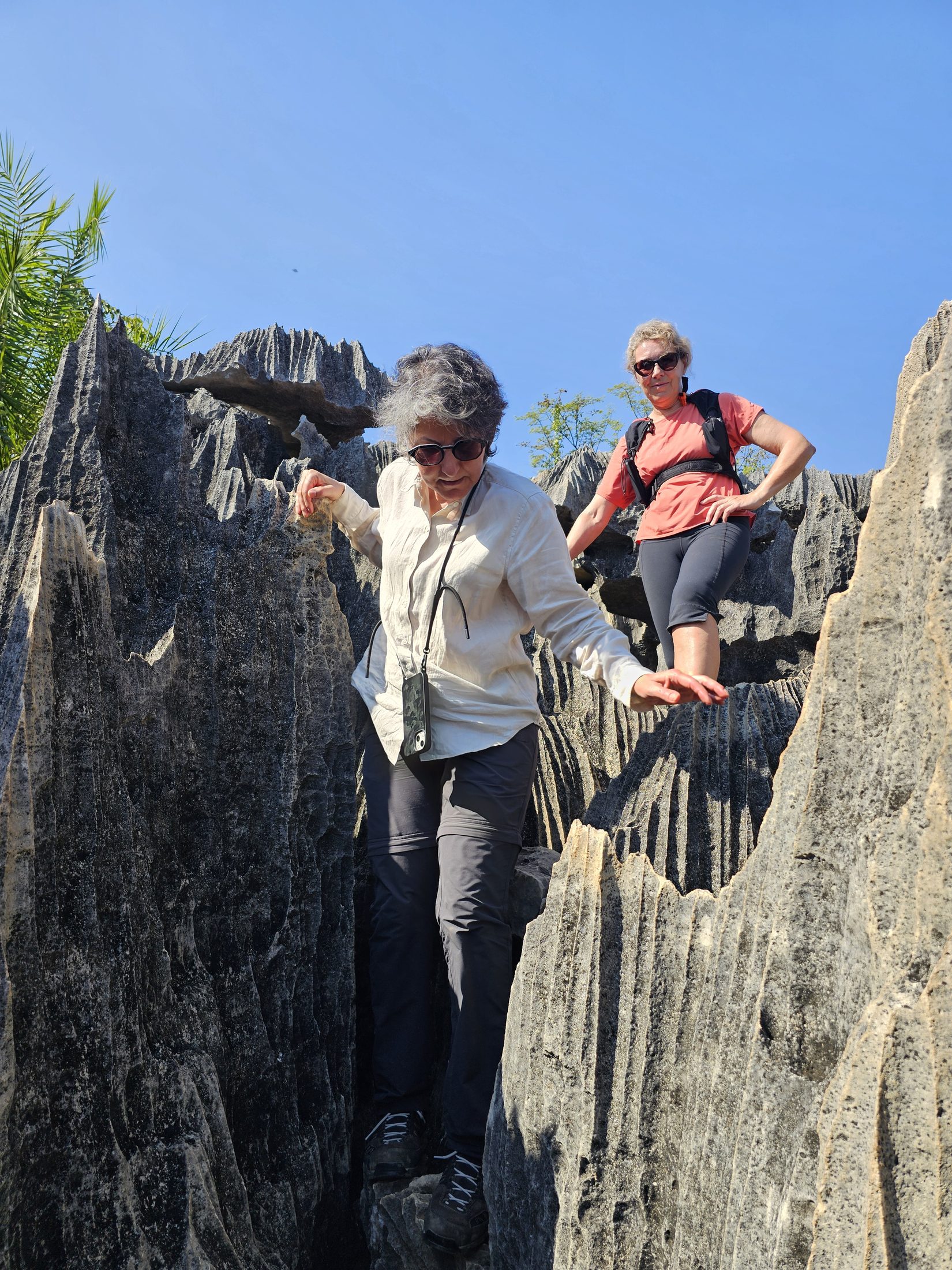 Small Tsingy limestone discovery route